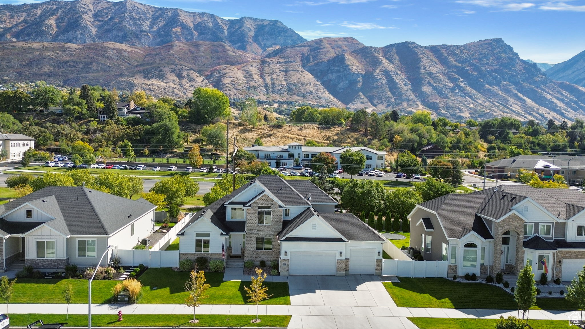 DEERFIELD ESTATES - Residential