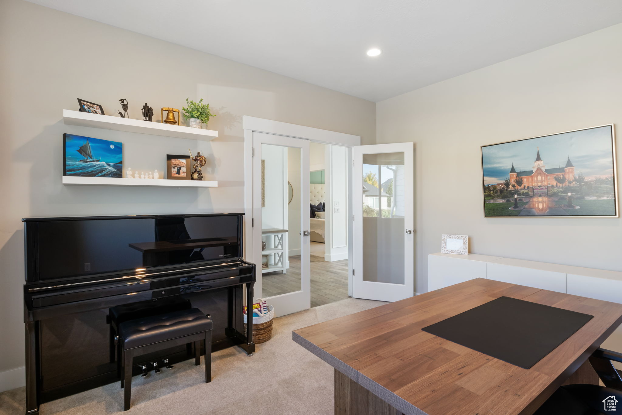 DEERFIELD ESTATES - Residential
