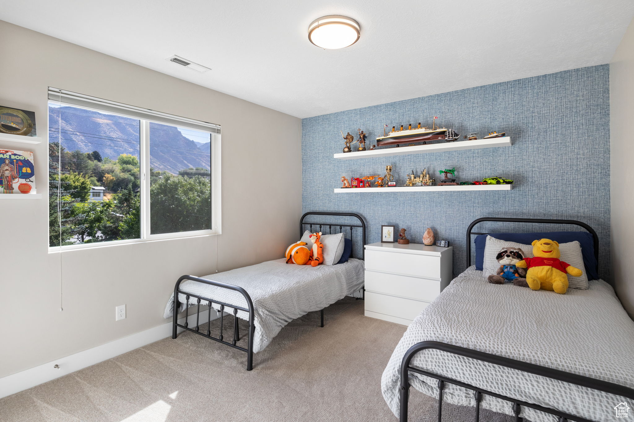 DEERFIELD ESTATES - Residential