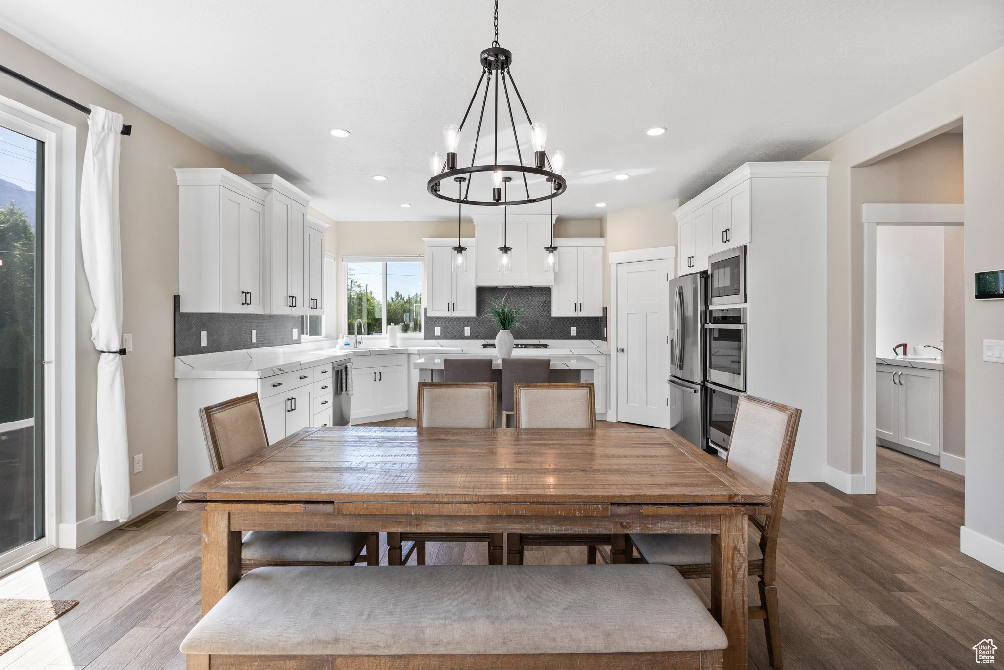 DEERFIELD ESTATES - Residential