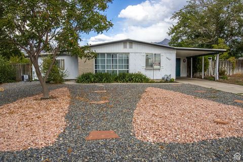 1003 E SERPENTINE WAY Sandy UT 84094