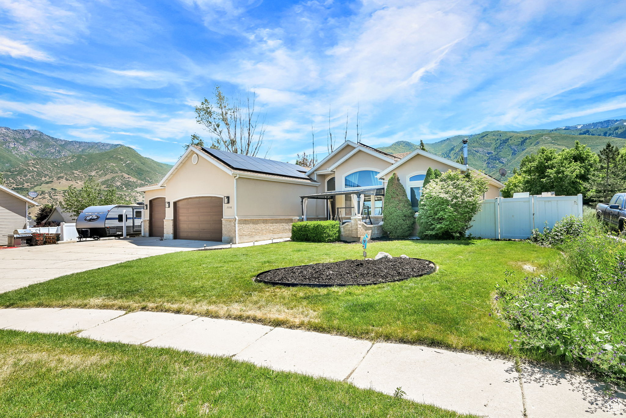 7776 S 2175, South Weber, Utah image 6