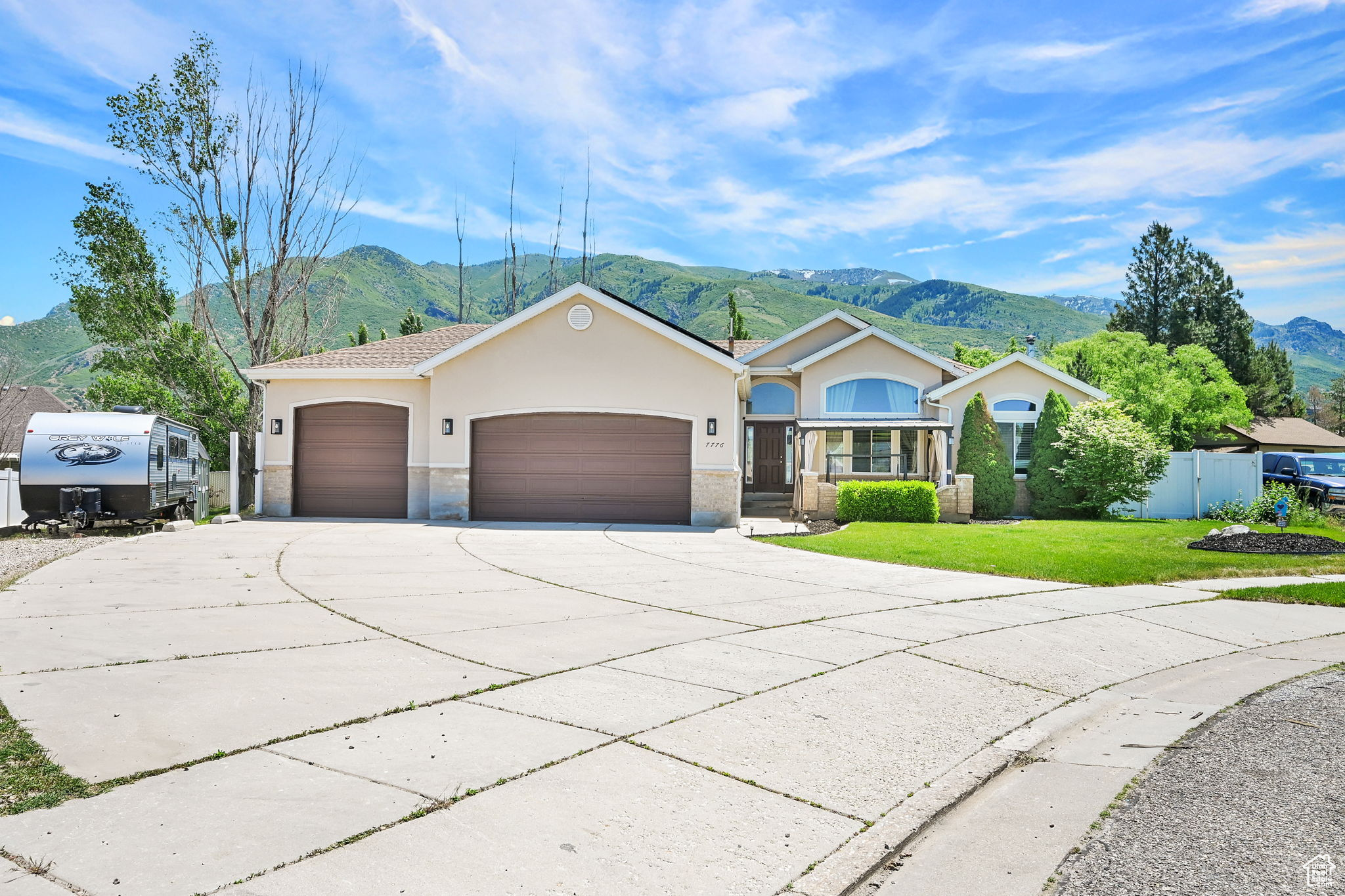 7776 S 2175, South Weber, Utah image 7