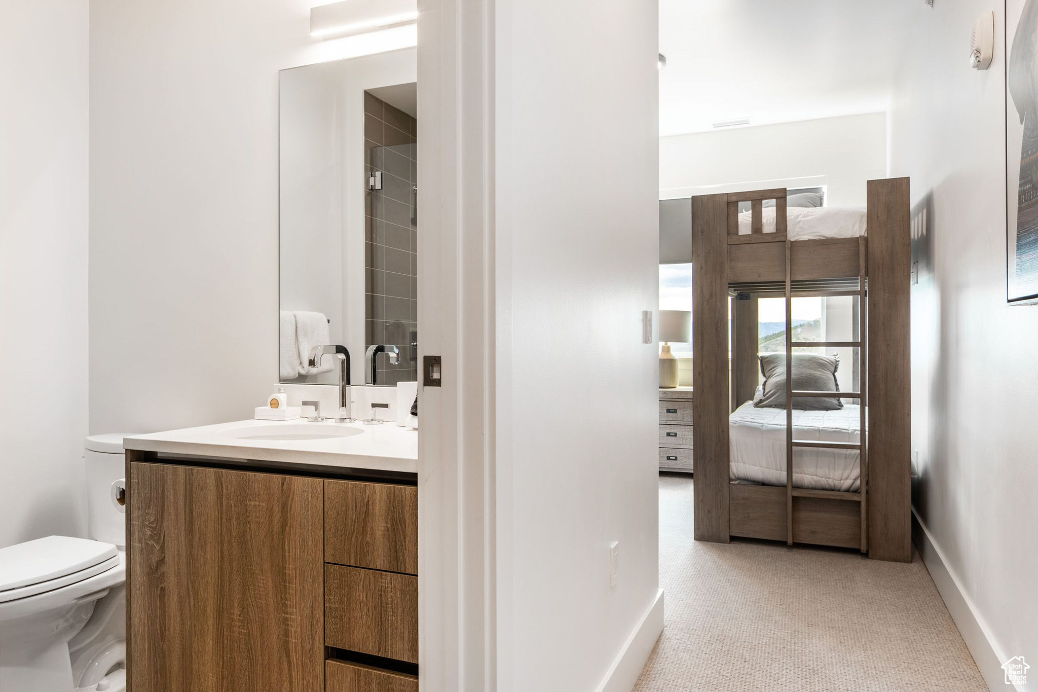 APEX RESIDENCECS - Residential