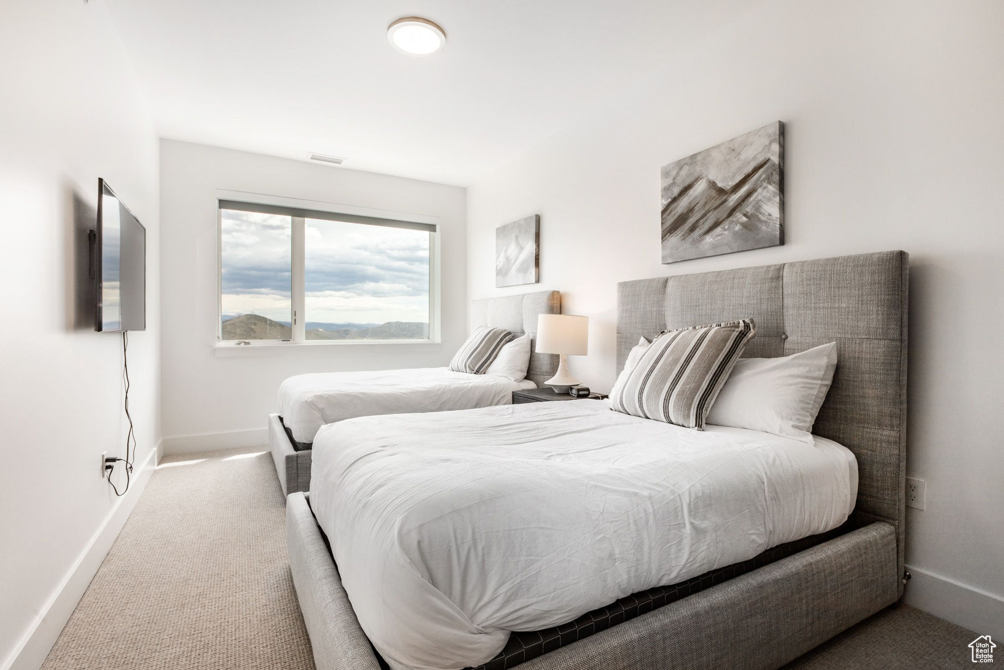 APEX RESIDENCECS - Residential