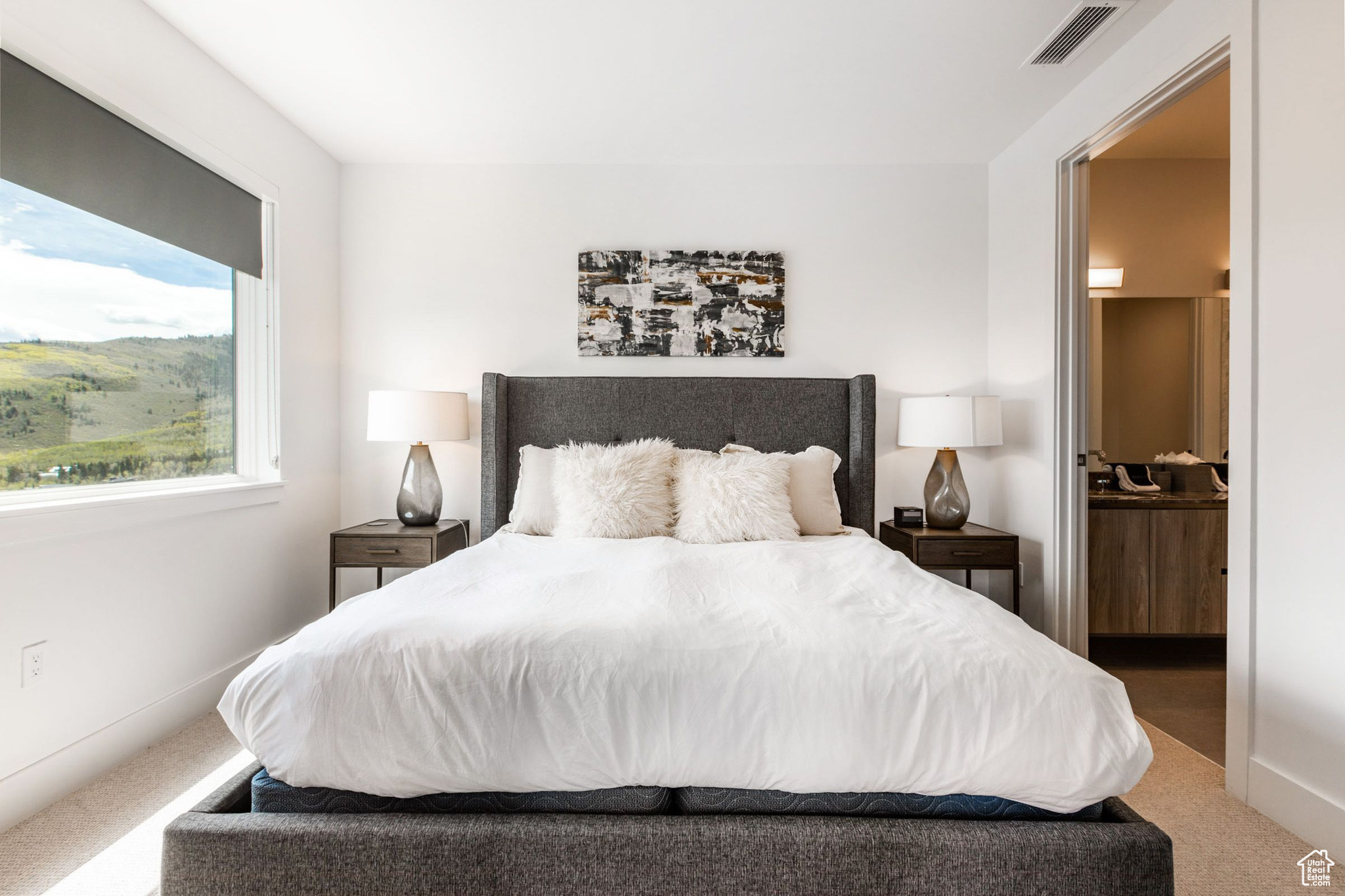 APEX RESIDENCECS - Residential