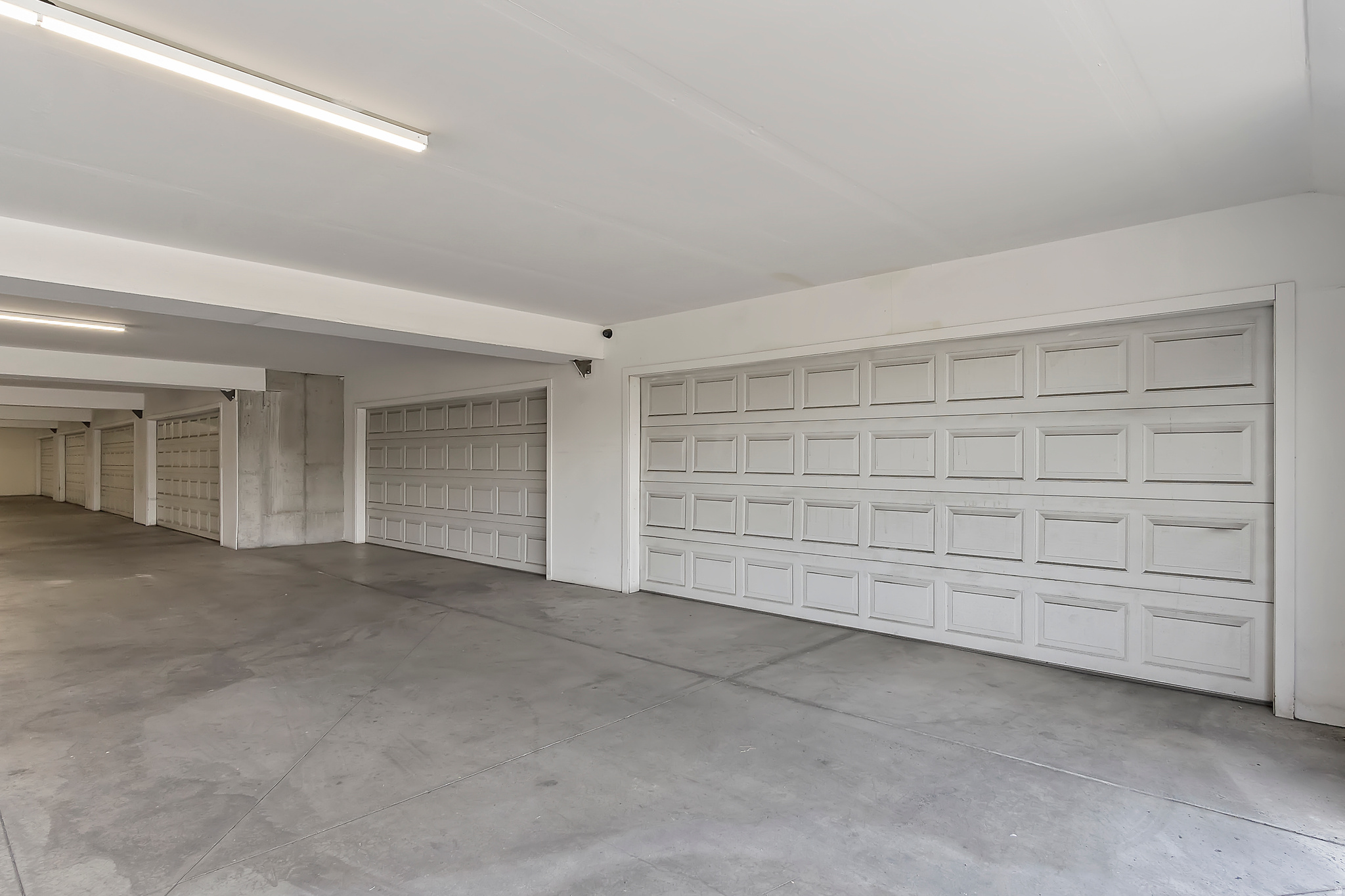 HILLTOP PARK - Residential