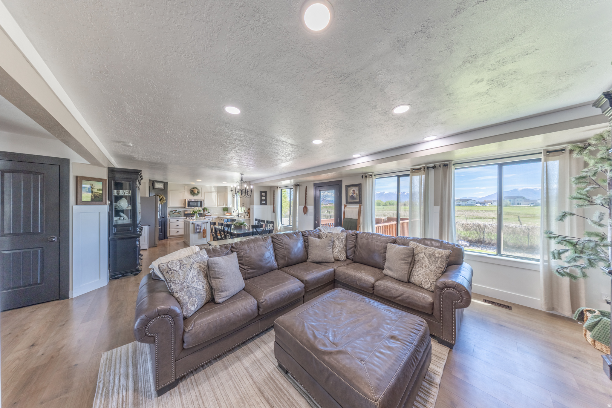 PHEASANT CREEK - Residential