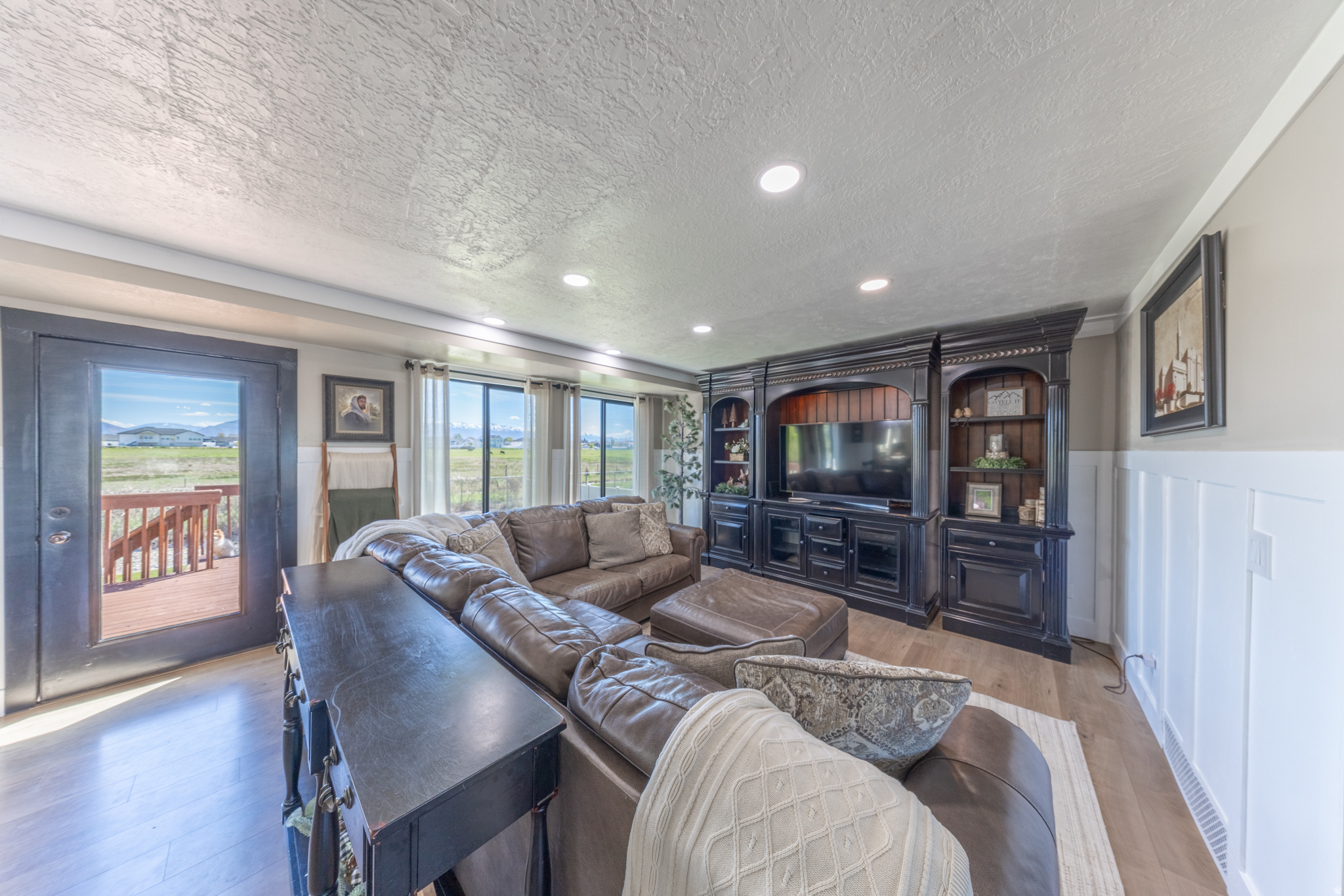 PHEASANT CREEK - Residential