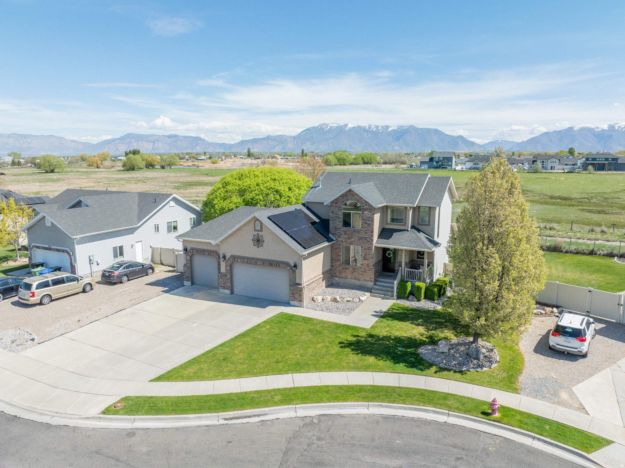 PHEASANT CREEK - Residential