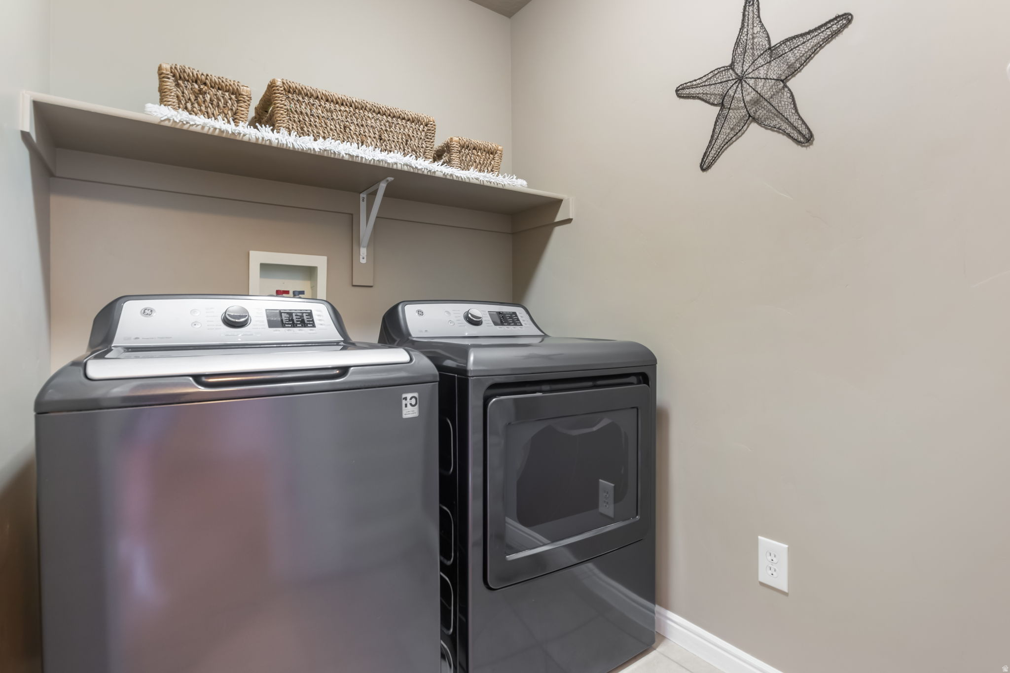 HIGHBURY PLACE PH 1 - Residential