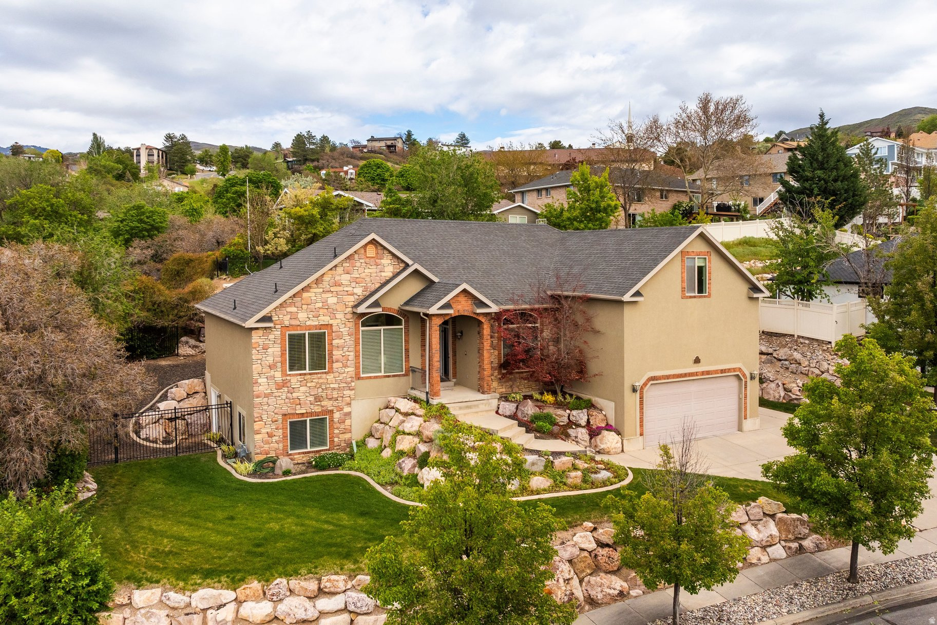 SCENIC HILLS #3 - Residential