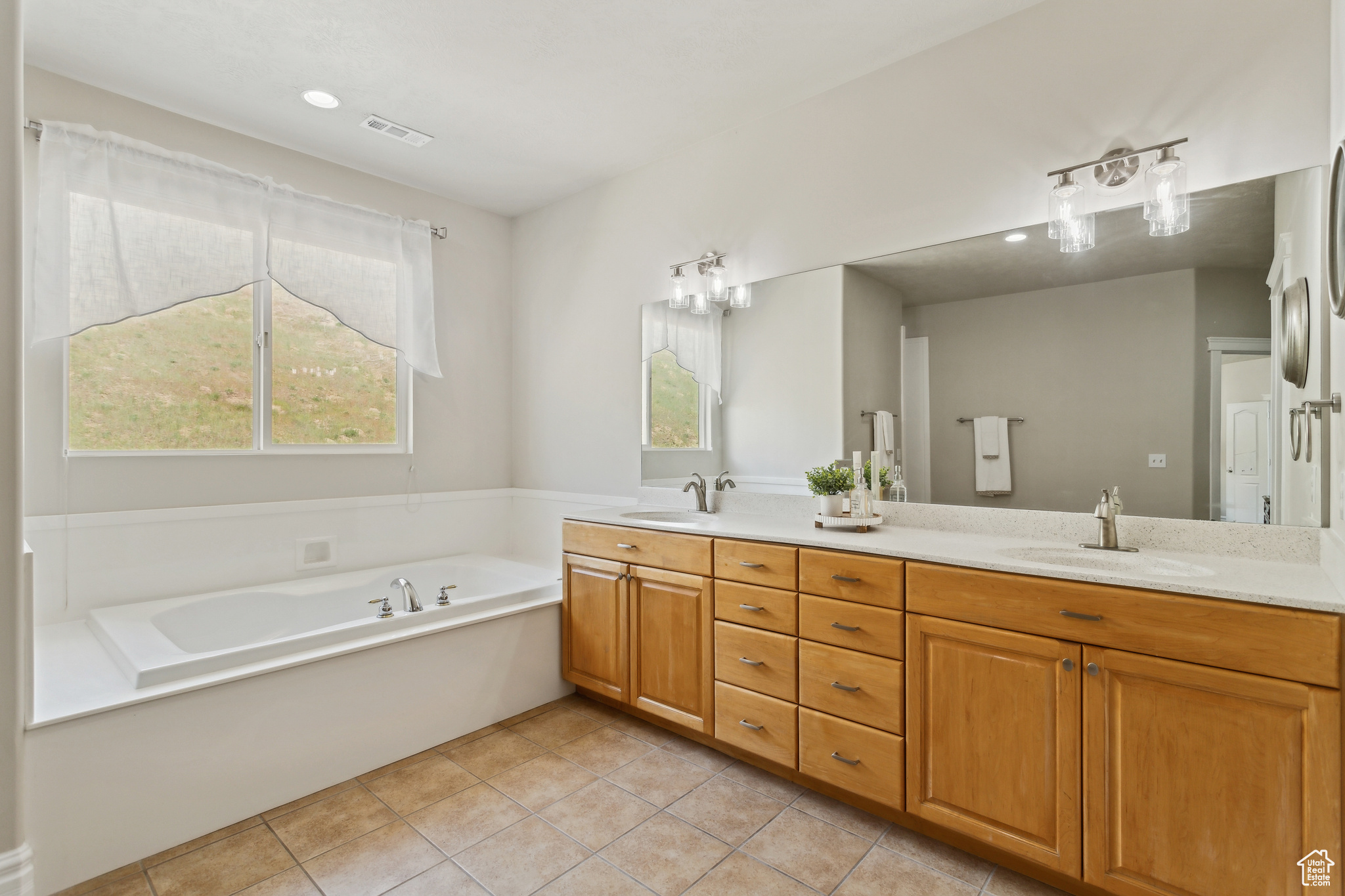 1375 Northridge Dr, Bountiful, Utah image 46