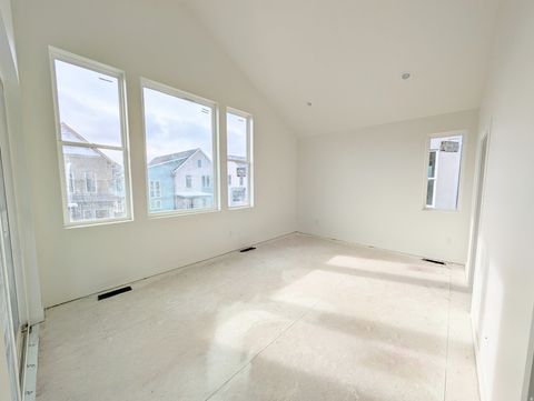 Tiny photo for 11332 S SILVER POND DR W #320, South Jordan, UT 84009 (MLS # 2128701)