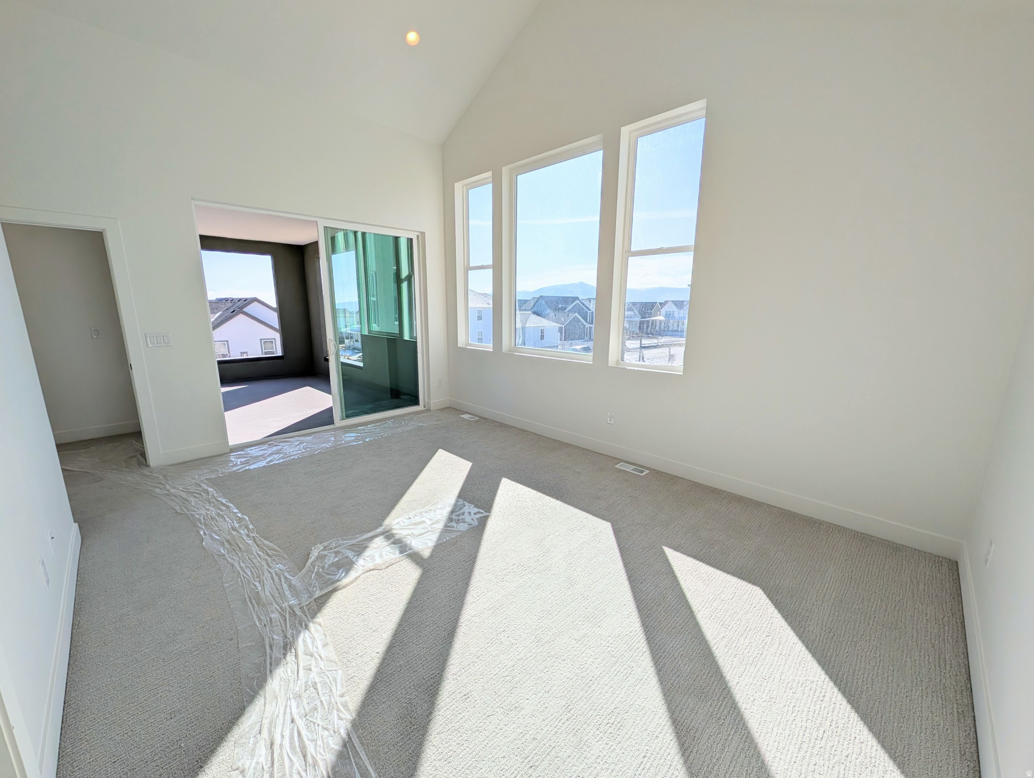 DAYBREAK - Residential