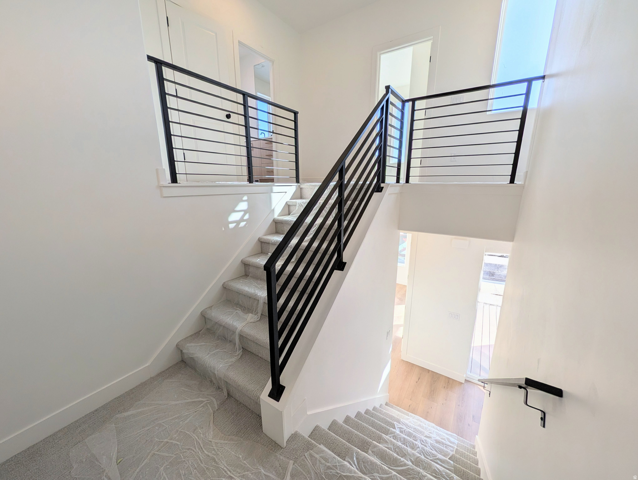 DAYBREAK - Residential