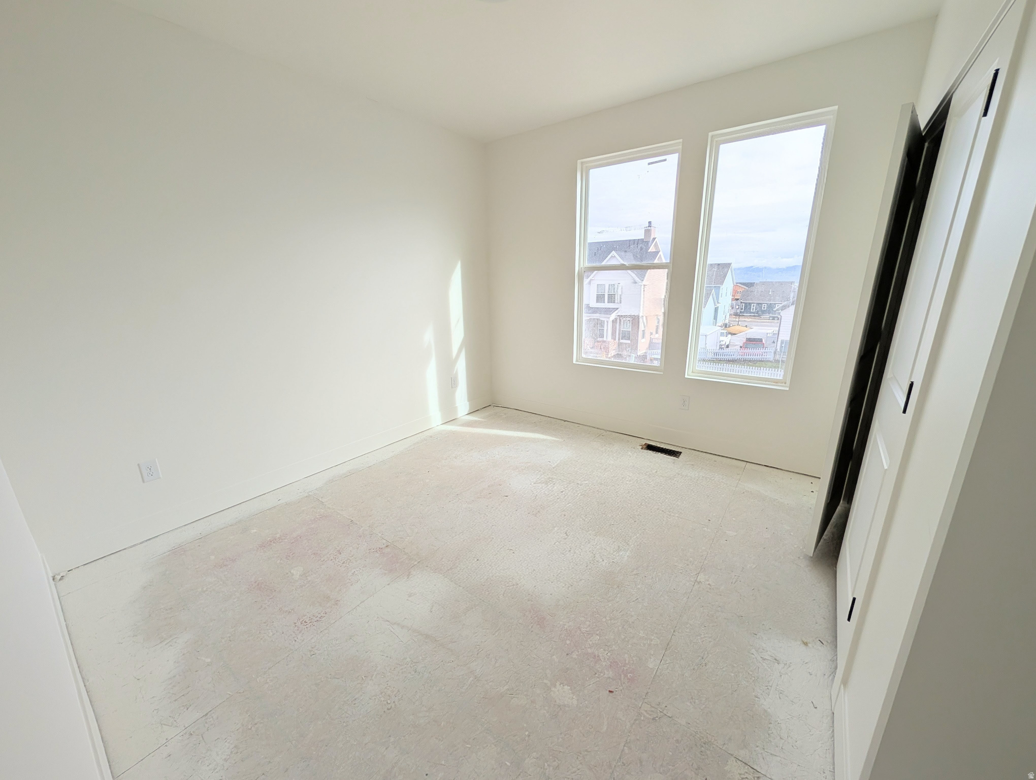 DAYBREAK - Residential