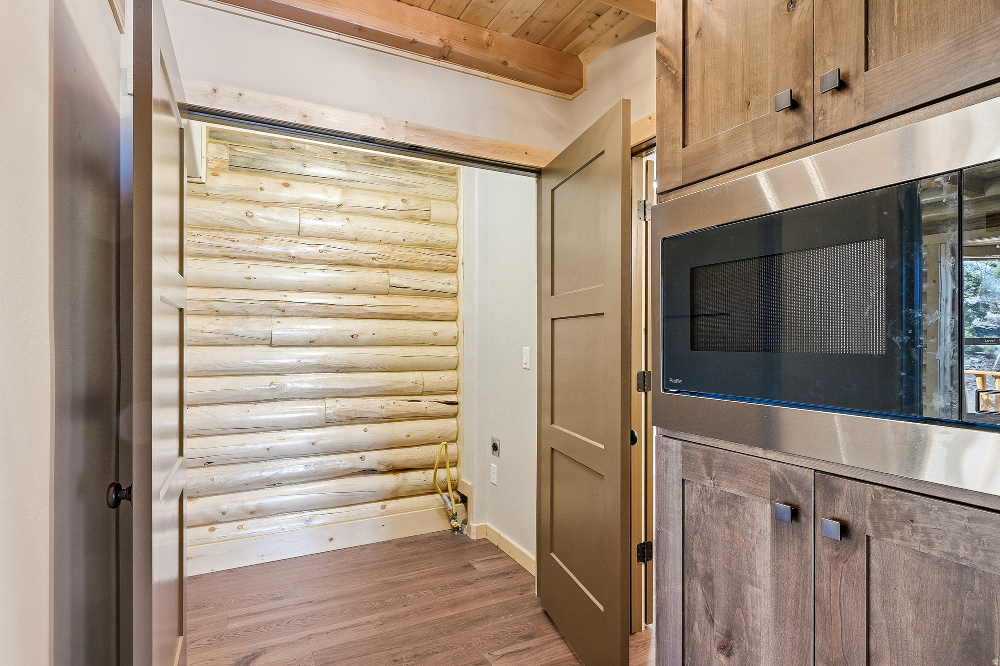 CEDAR HIGHLANDS - Residential