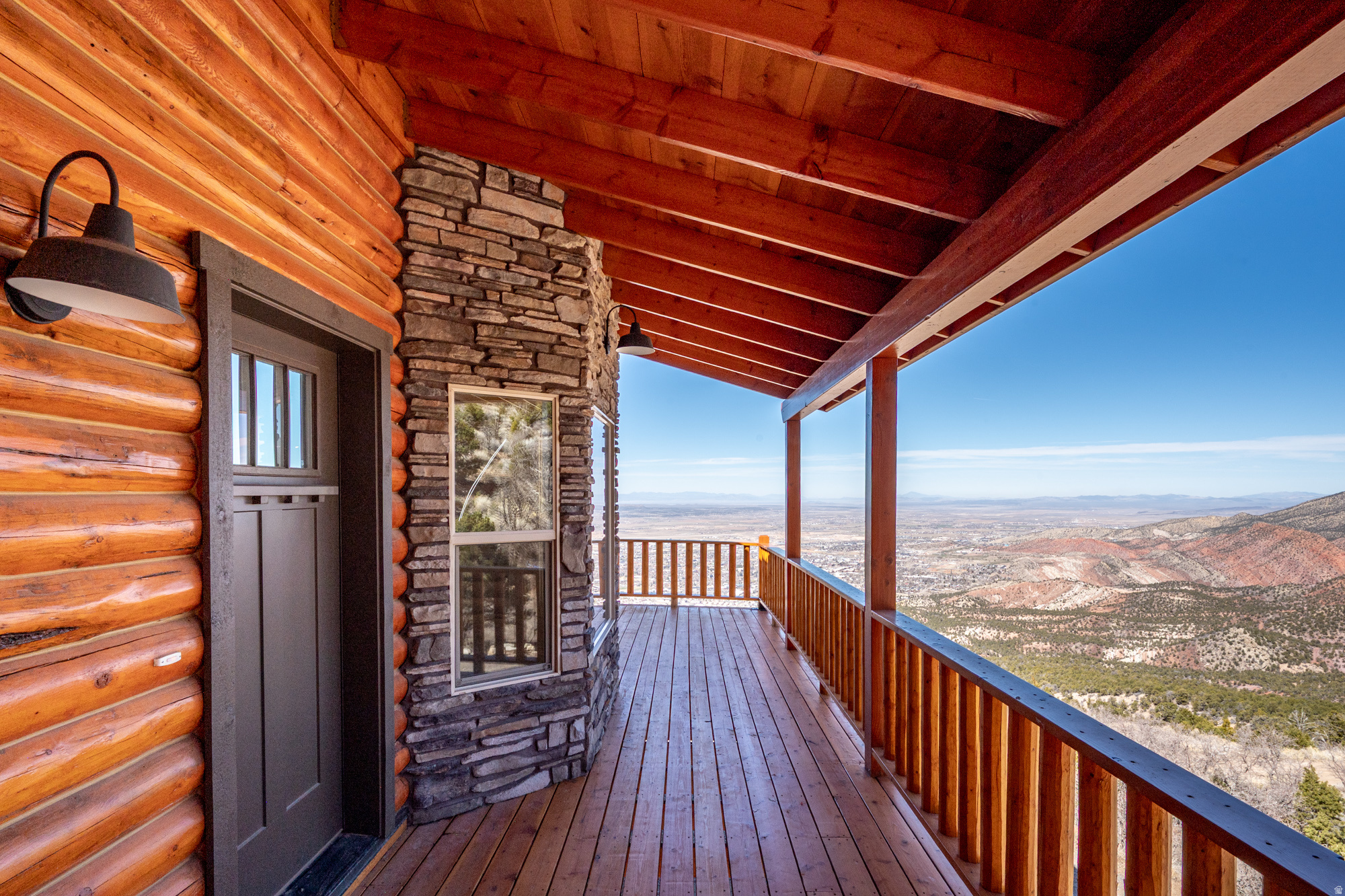 CEDAR HIGHLANDS - Residential