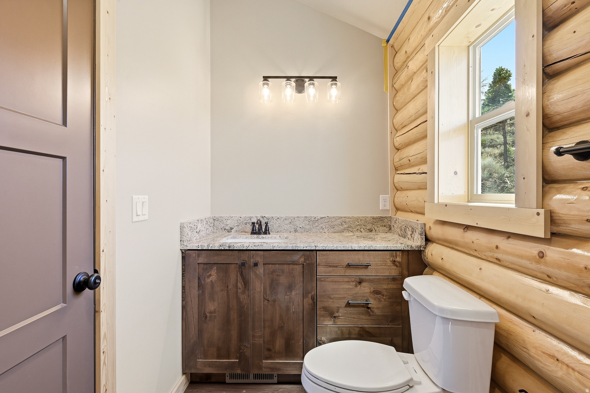 CEDAR HIGHLANDS - Residential