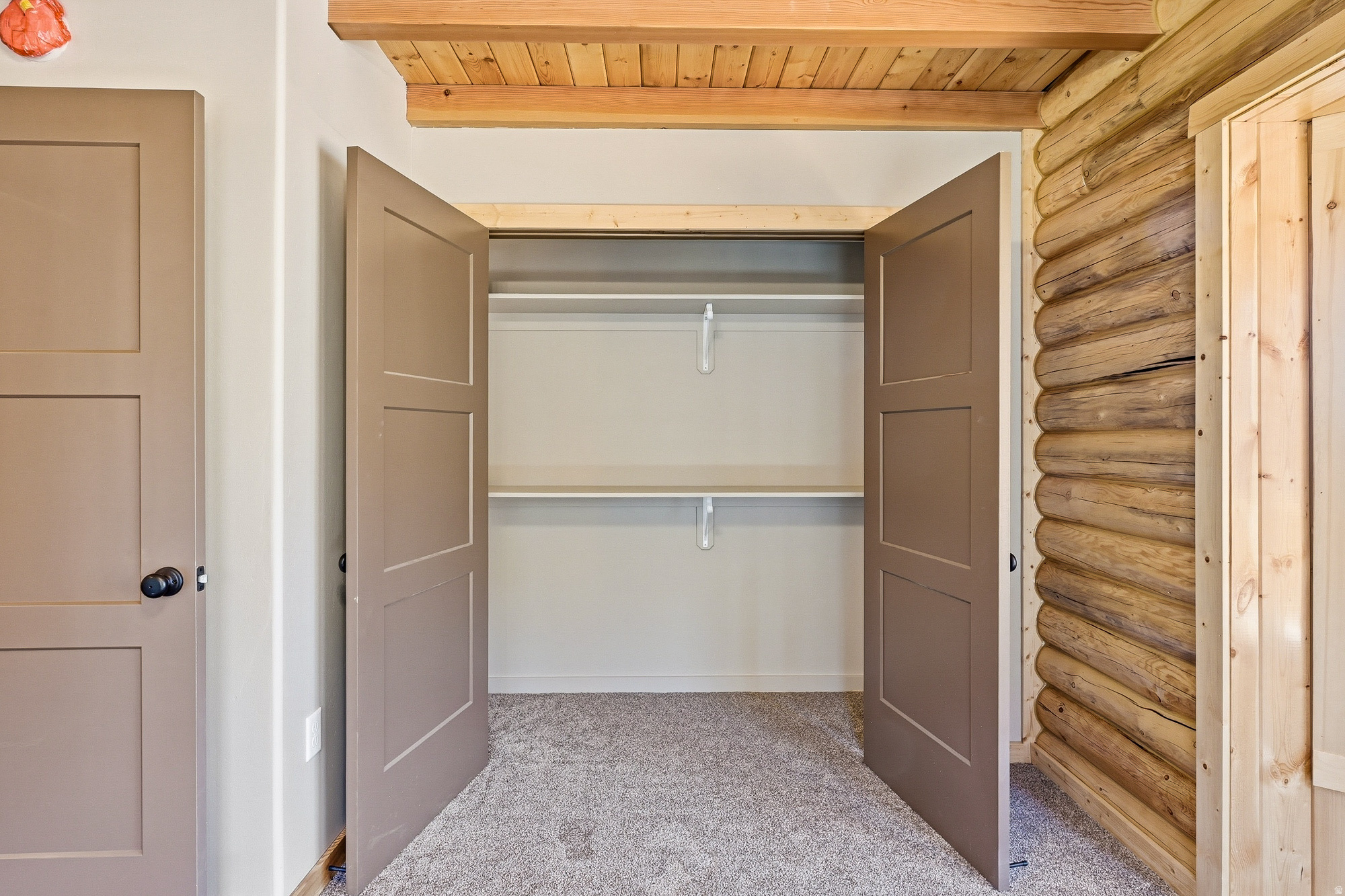 CEDAR HIGHLANDS - Residential