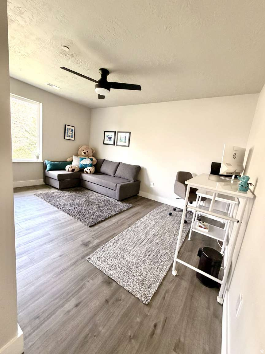 OAK VISTA 4 AT SUNCREST - Residential