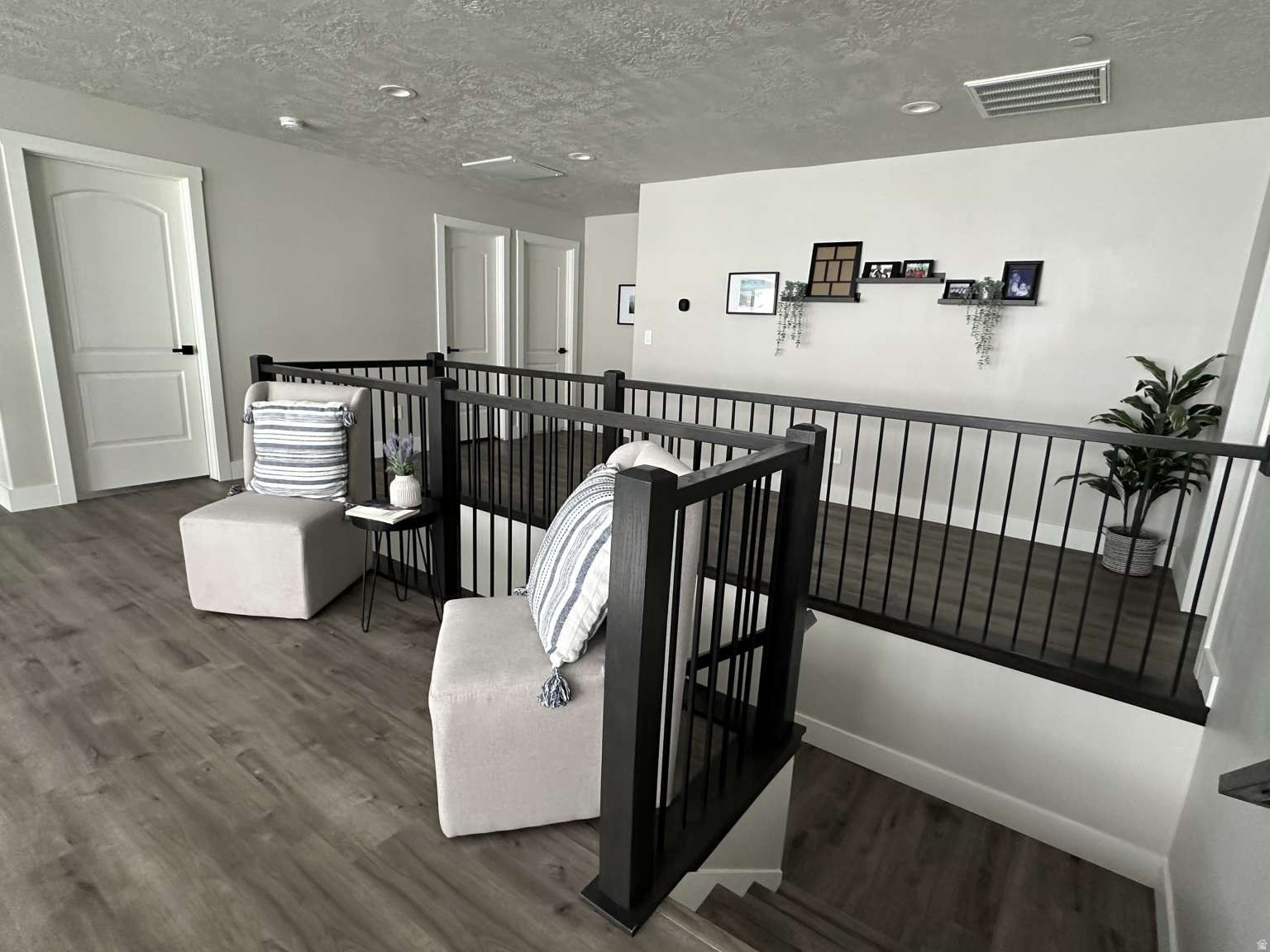 OAK VISTA 4 AT SUNCREST - Residential