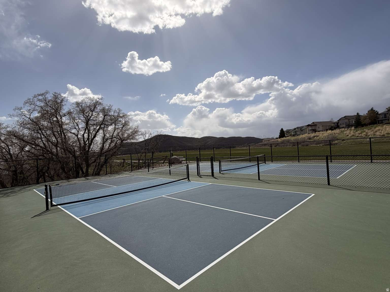 OAK VISTA 4 AT SUNCREST - Residential