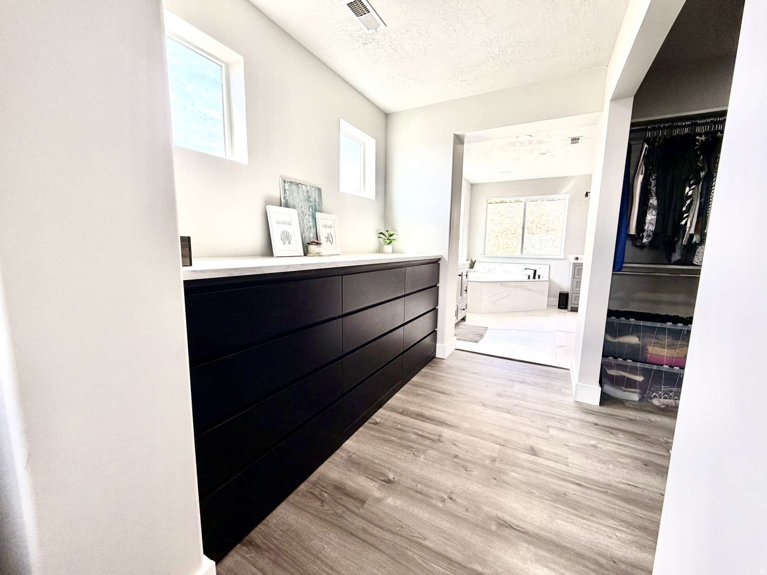 OAK VISTA 4 AT SUNCREST - Residential