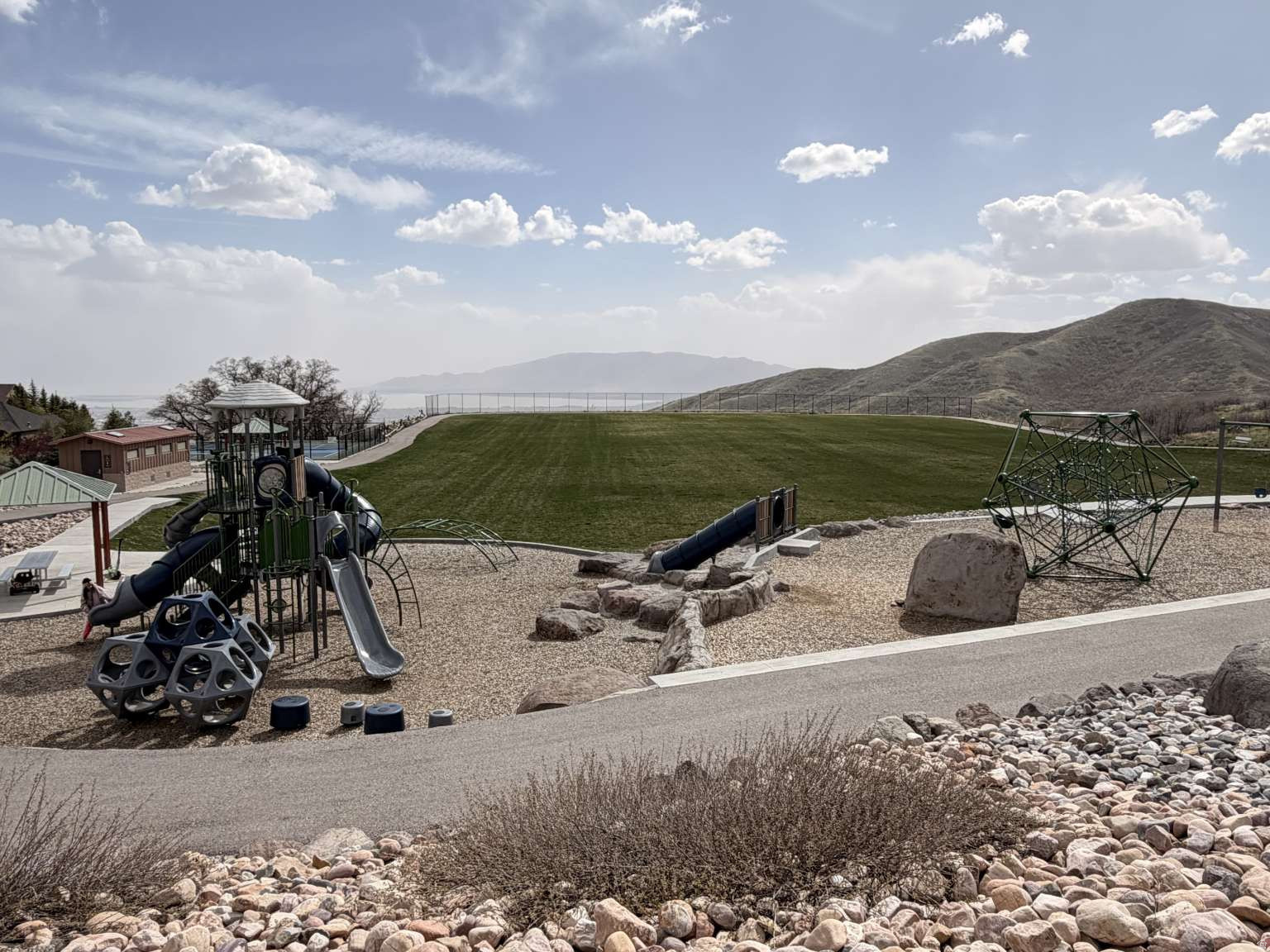 OAK VISTA 4 AT SUNCREST - Residential