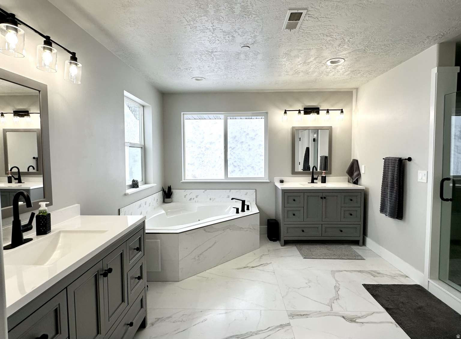 OAK VISTA 4 AT SUNCREST - Residential