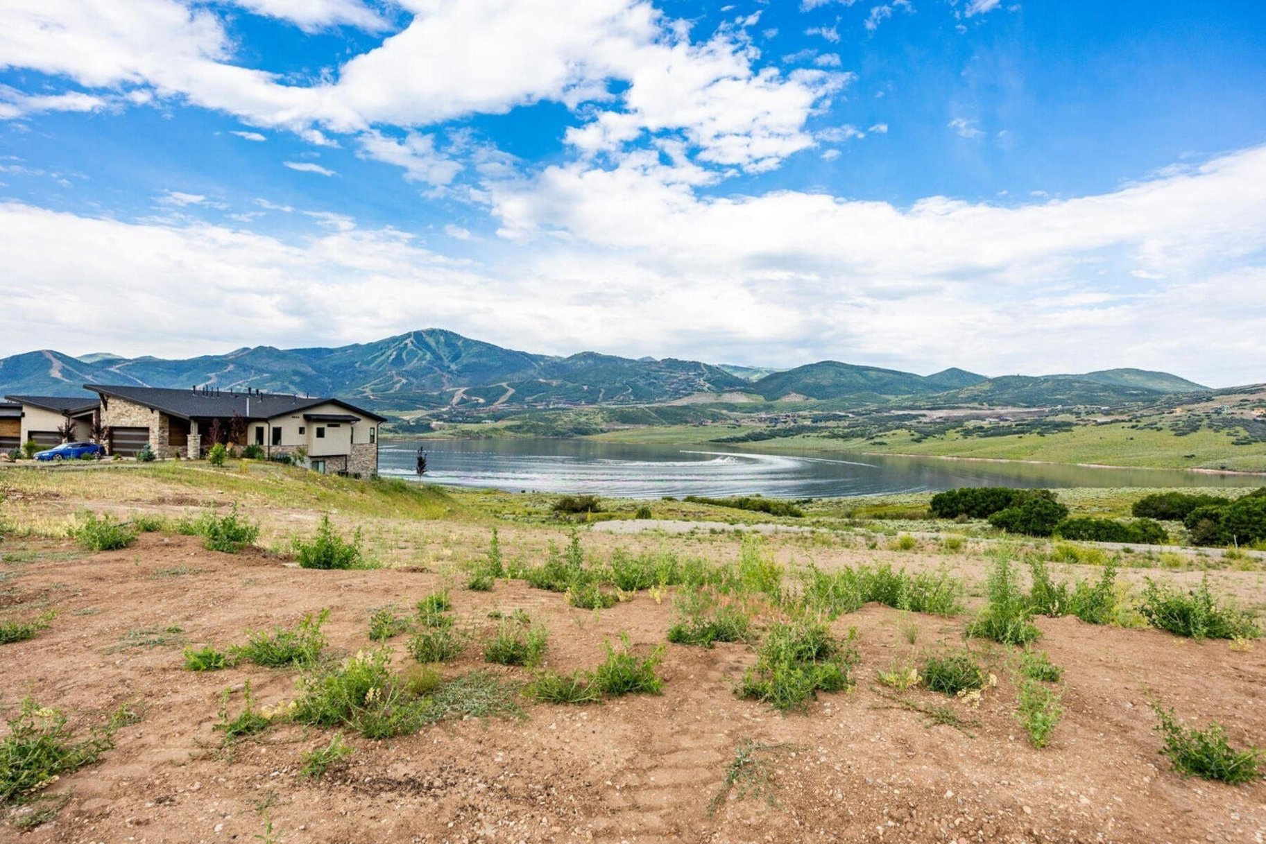 LAKEVIEW ESTATES - Residential