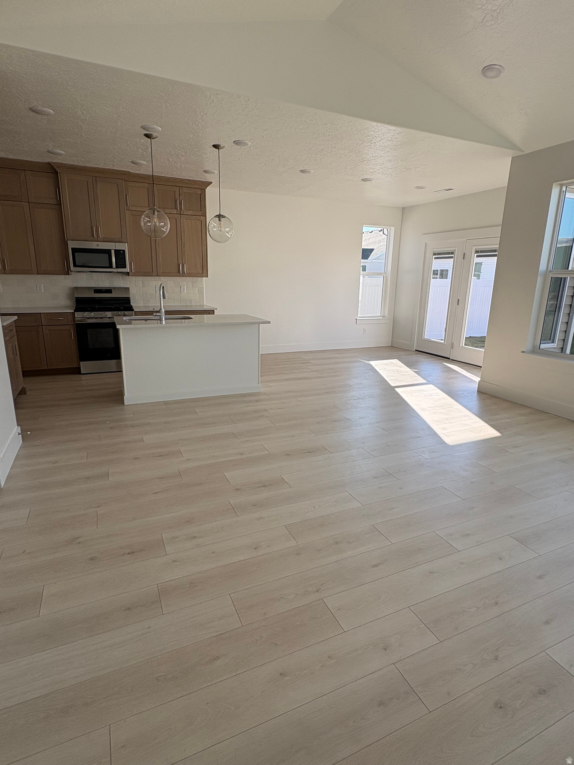 ARCHIBALD ESTATES - Residential