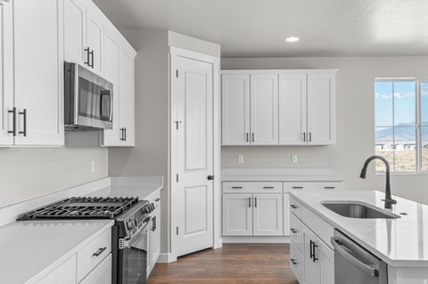 Tiny photo for 575 W COYOTE RIDGE RD, Grantsville, UT 84029 (MLS # 2125274)