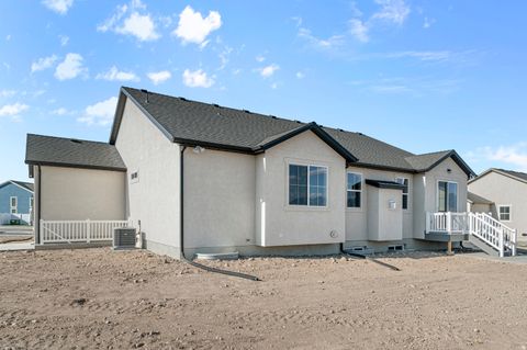 Tiny photo for 575 W COYOTE RIDGE RD, Grantsville, UT 84029 (MLS # 2125274)