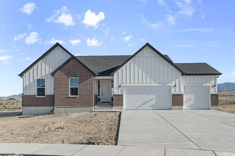 Tiny photo for 575 W COYOTE RIDGE RD, Grantsville, UT 84029 (MLS # 2125274)