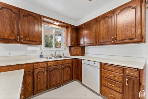 Tiny photo for 1233 E CENTER ST, Springville, UT 84663 (MLS # 2193032)