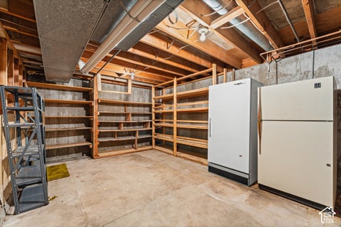 Tiny photo for 1233 E CENTER ST, Springville, UT 84663 (MLS # 2193032)