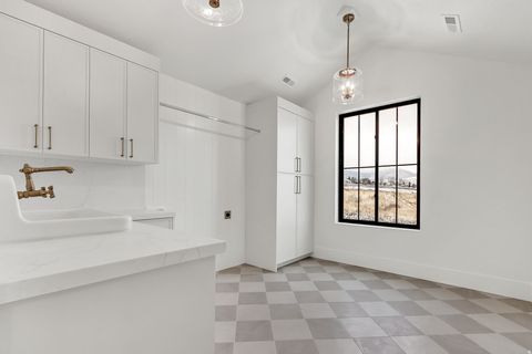 Tiny photo for 792 N MOUNTAIN DR, Elk Ridge, UT 84651 (MLS # 2114176)