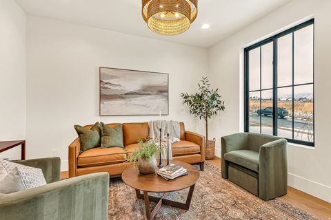 Tiny photo for 792 N MOUNTAIN DR, Elk Ridge, UT 84651 (MLS # 2114176)