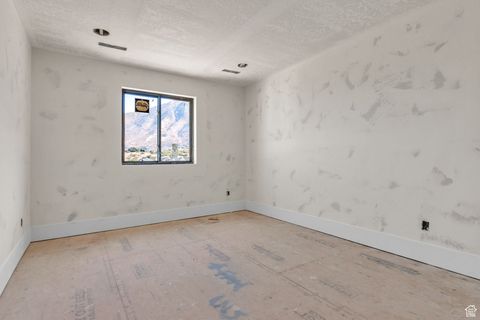 Tiny photo for 792 N MOUNTAIN DR, Elk Ridge, UT 84651 (MLS # 2114176)