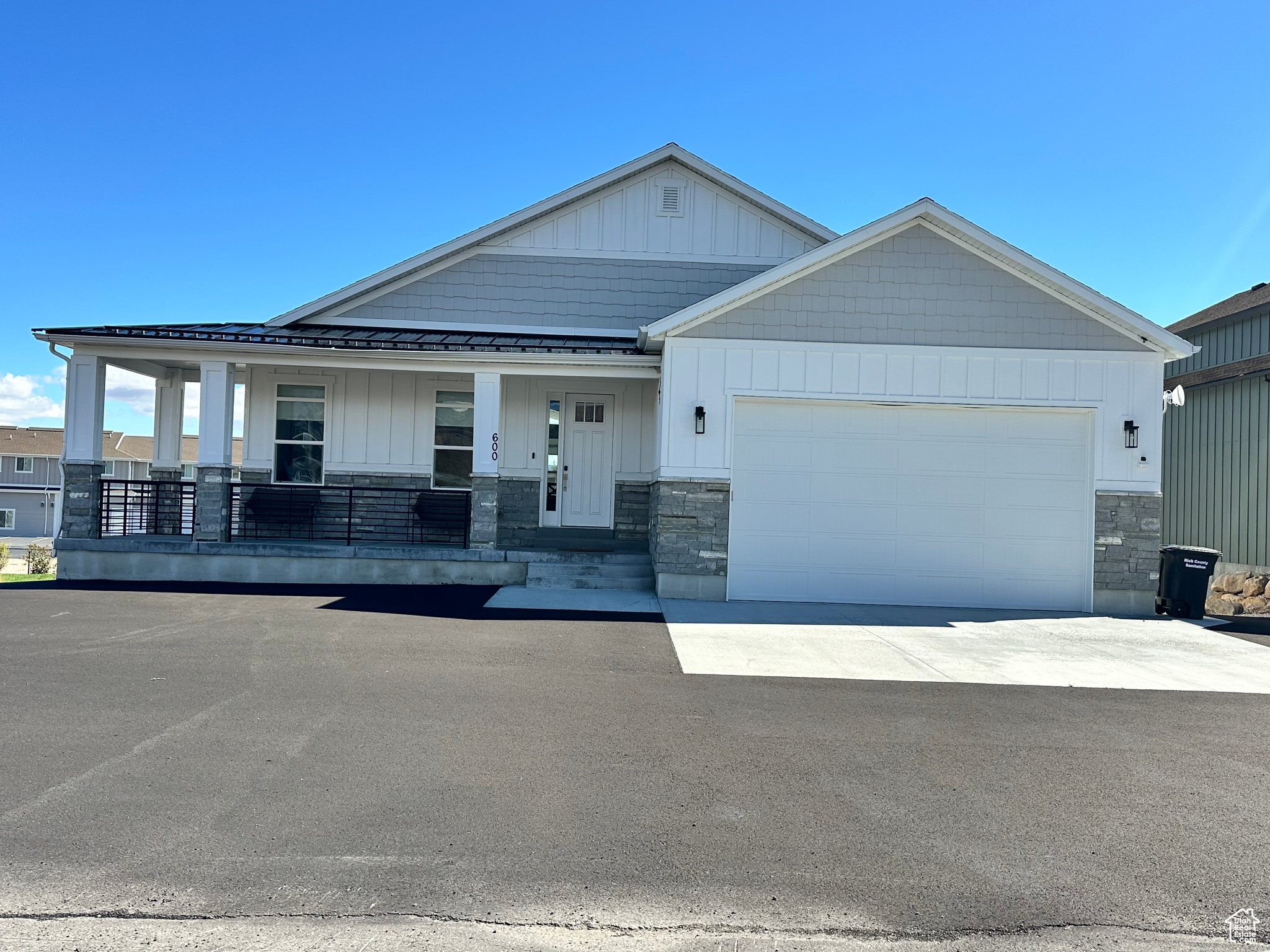 BUTTERCUP FARMS - Residential