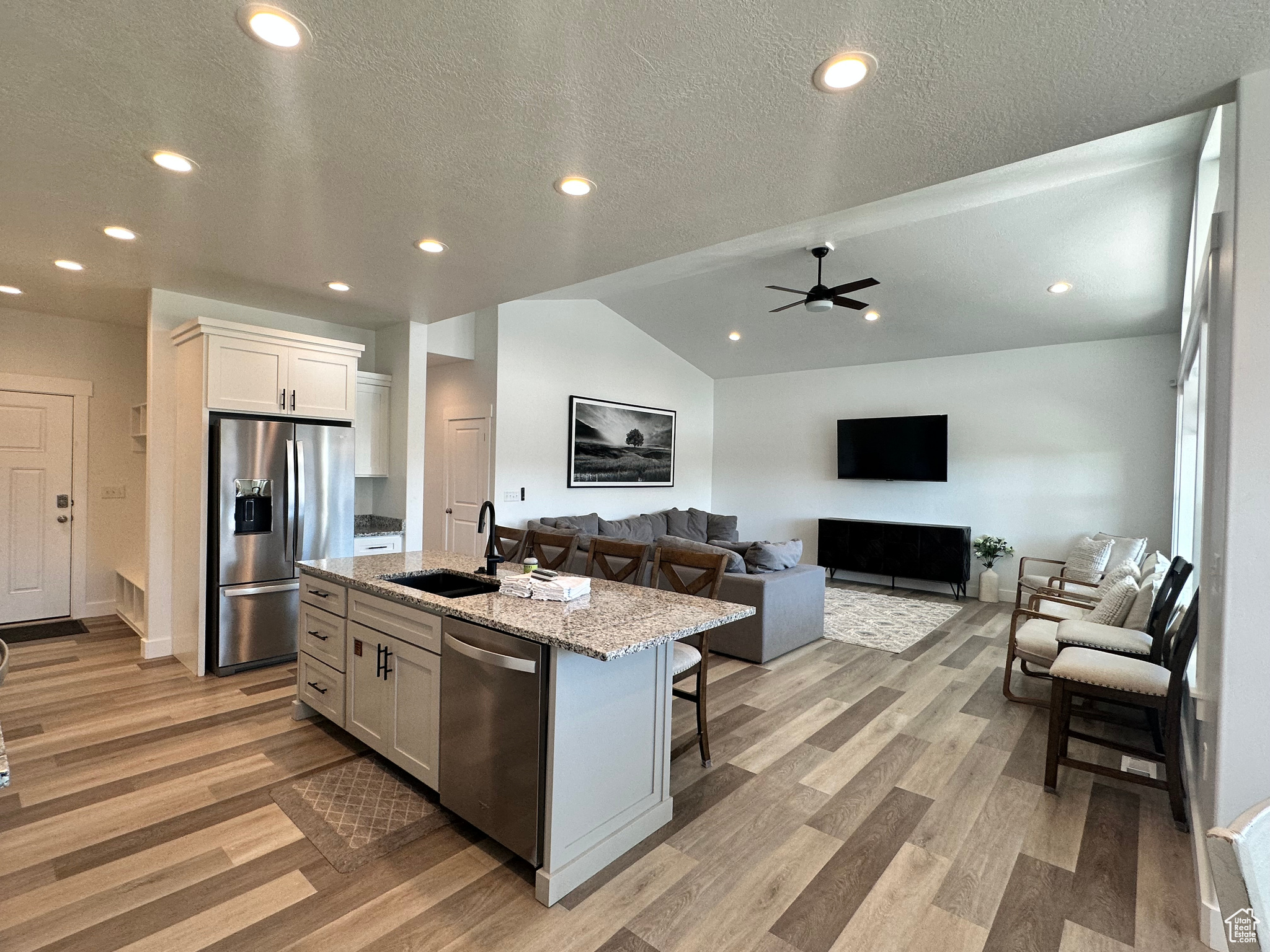 BUTTERCUP FARMS - Residential
