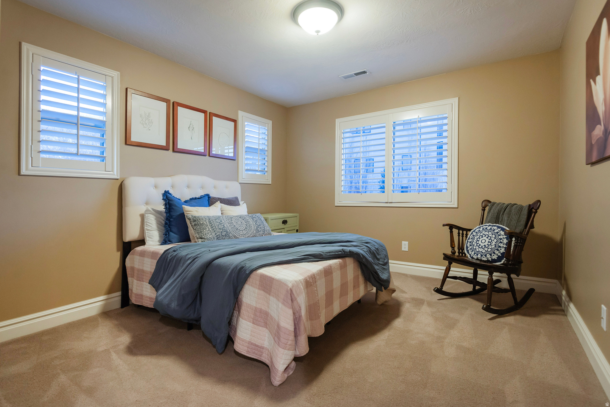 EAGLEPOINTE ESTATES - Residential