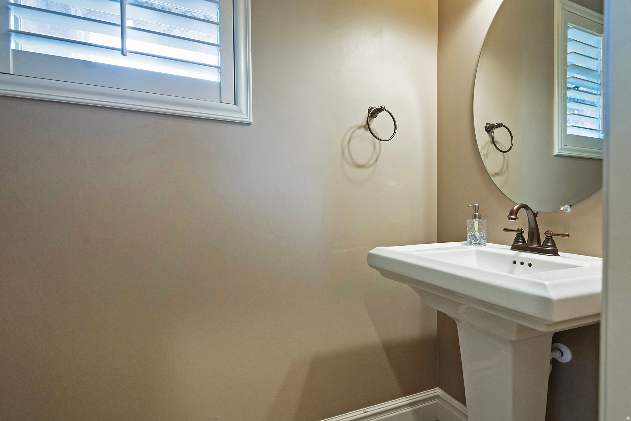 EAGLEPOINTE ESTATES - Residential