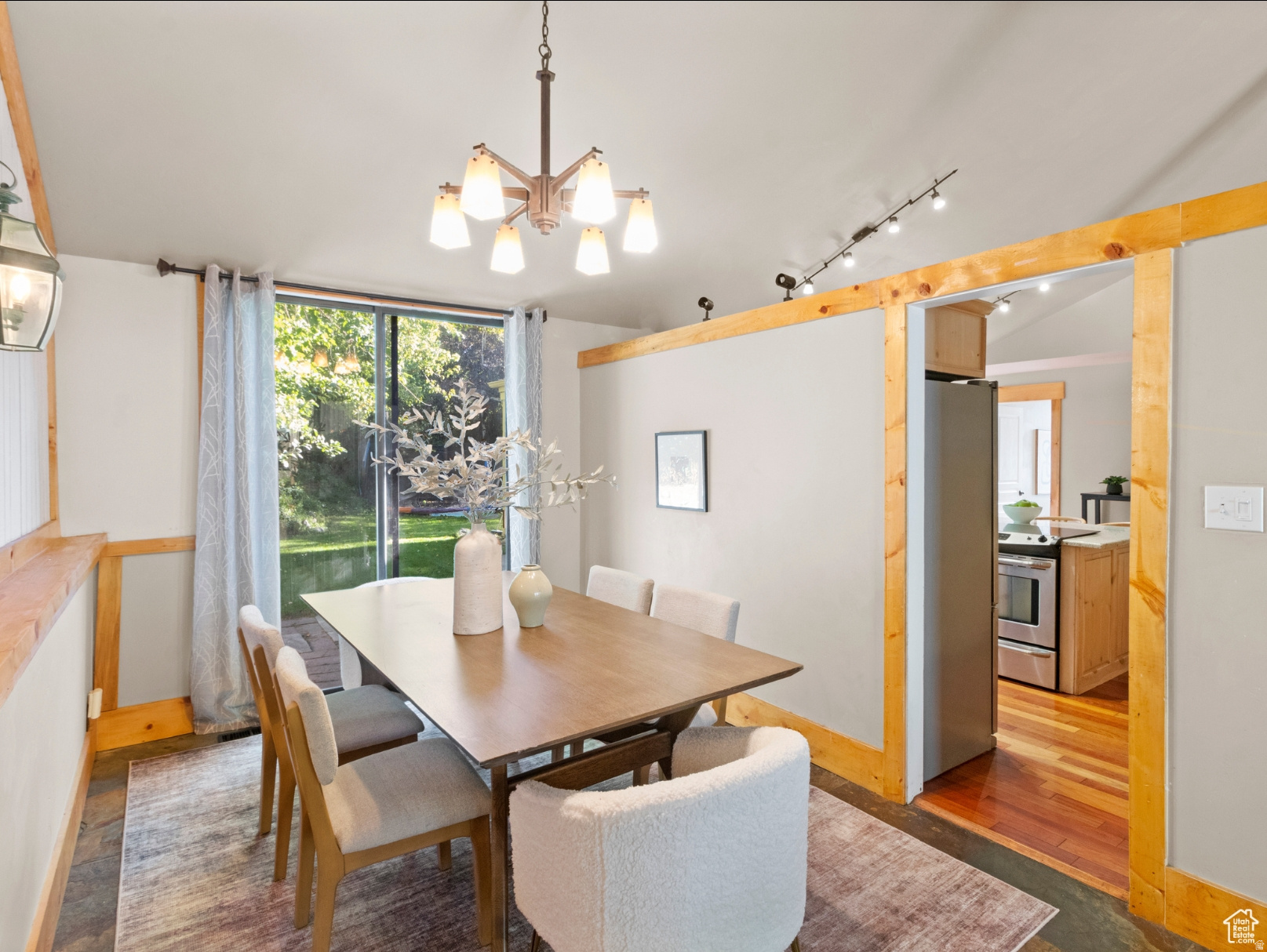 MARRCREST - Residential