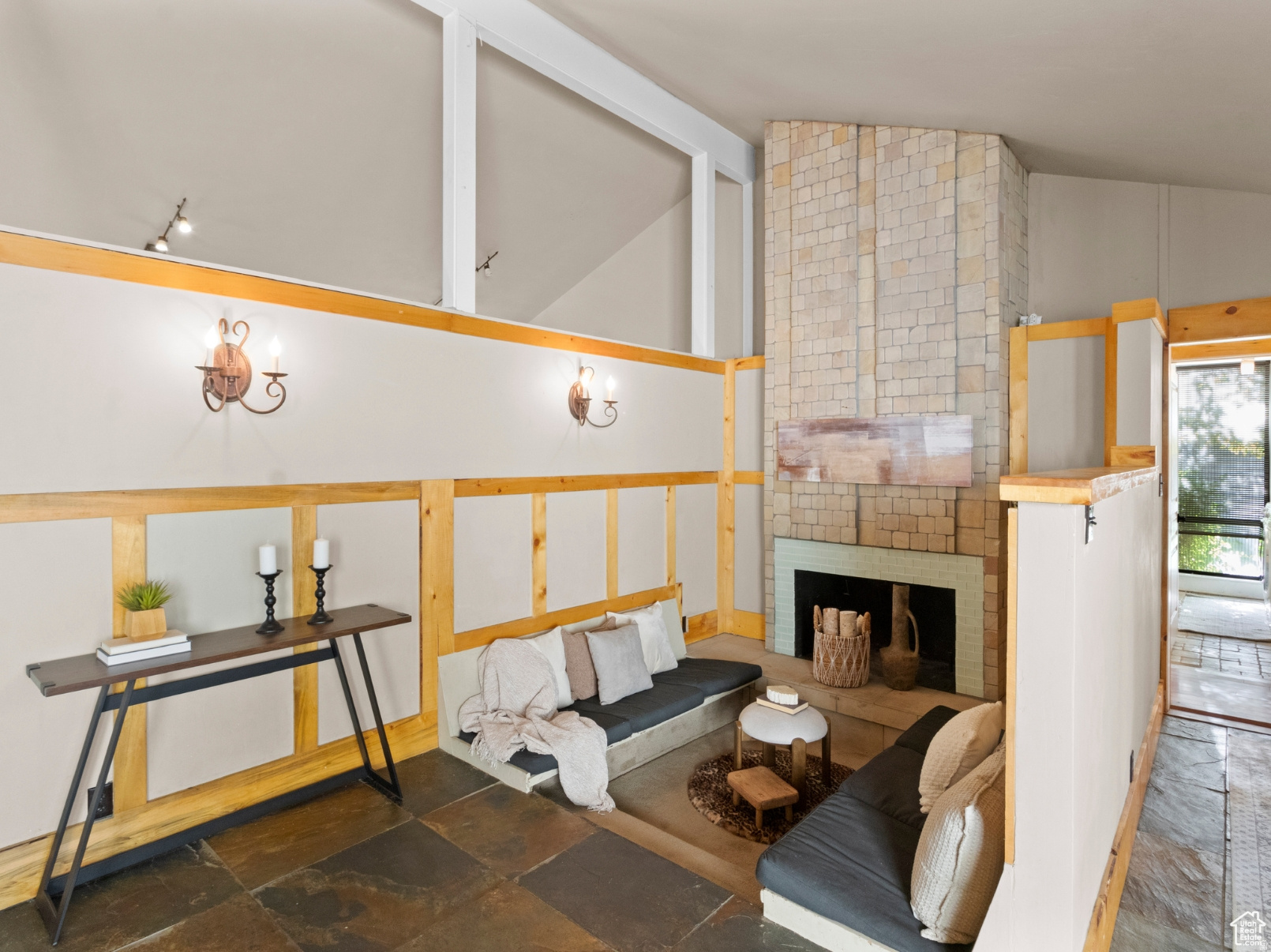 MARRCREST - Residential