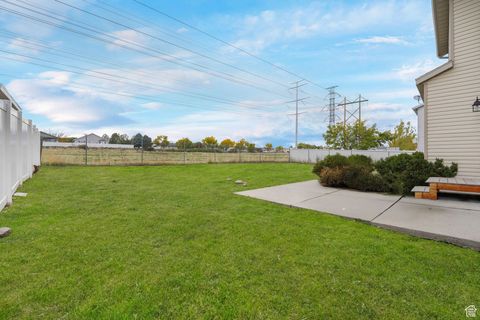 Tiny photo for 6698 EARLY DAWN Dr, West Jordan, UT 84084 (MLS # 2118303)