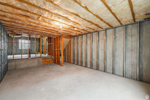 Tiny photo for 6698 EARLY DAWN Dr, West Jordan, UT 84084 (MLS # 2118303)