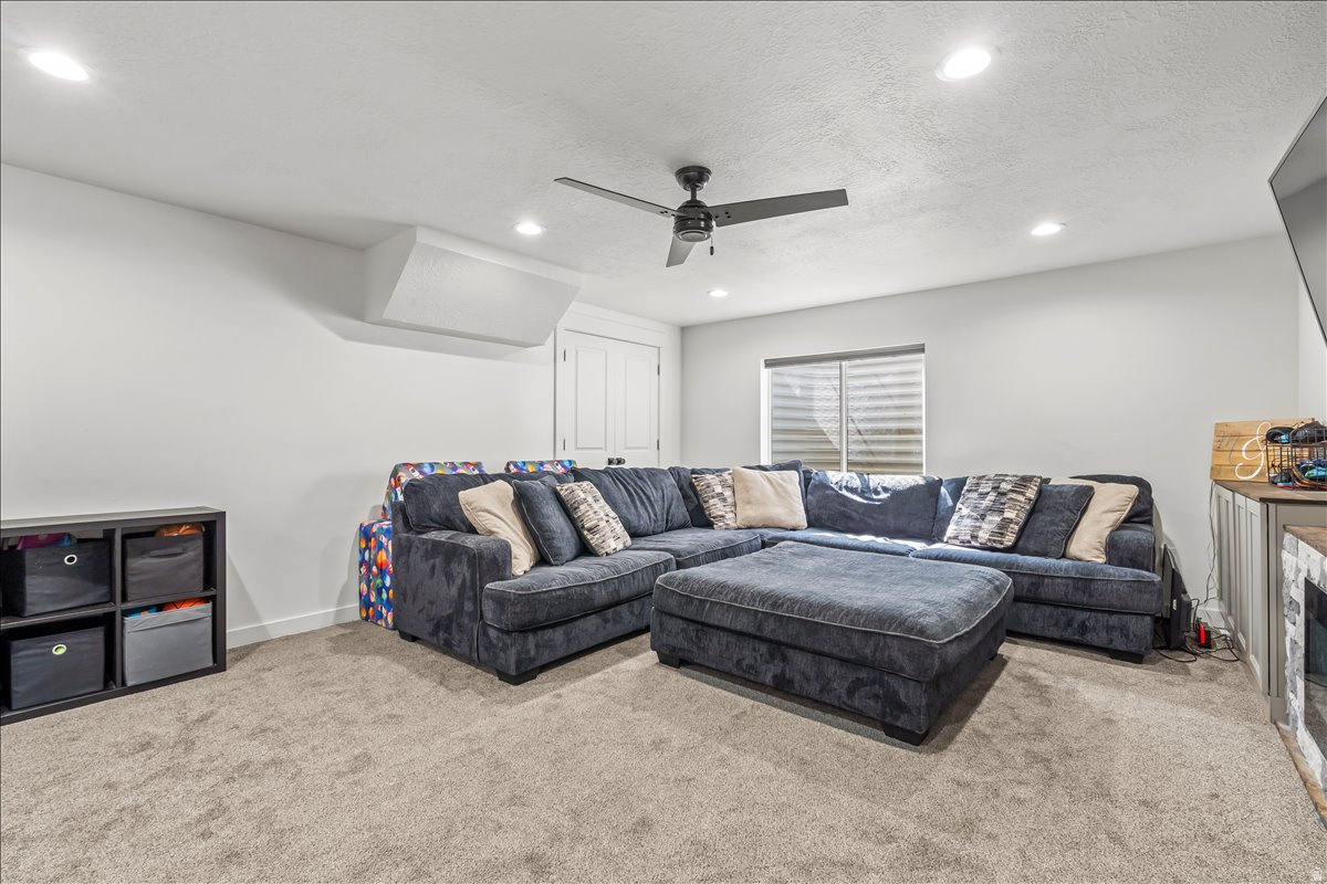 LEGACY FARMS AT SPANISH FORK - Residential